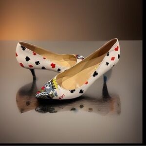 Kings and Queens Stylish Pointed Toe Playing Card Print Women's Heels size 9